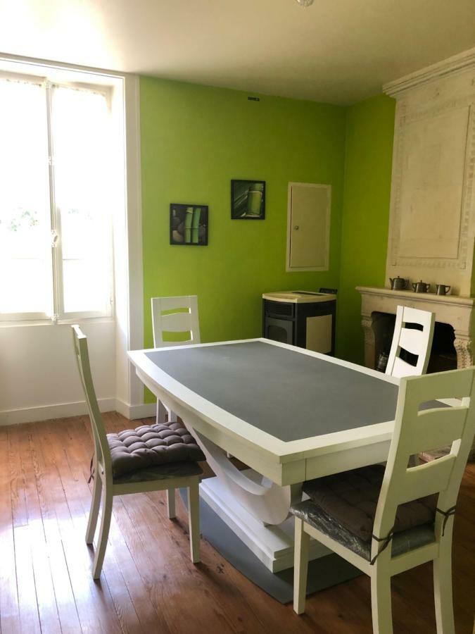 Вилла Chez Lysette Mesnac Экстерьер фото
